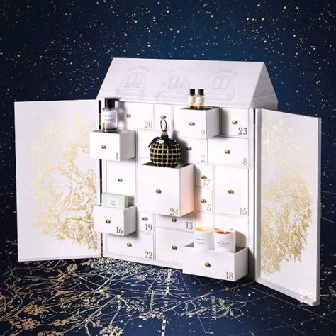 la malle des rêves dior|Countdown To Christmas With Dior’s Advent Calendars.